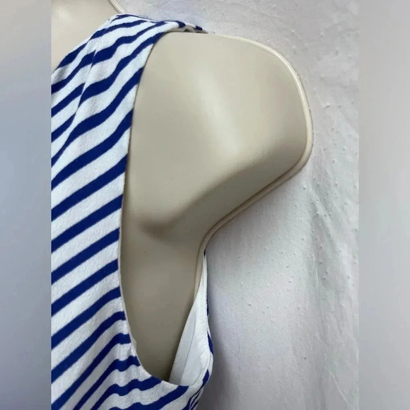 Loft women’s size 6 sleeveless blue and white V-neck polyester blend dress - Picture 2 of 8